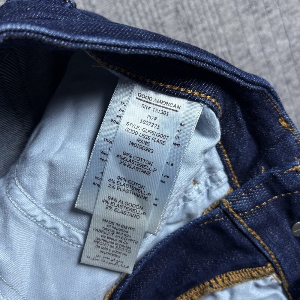 Good American Good Legs Flare Jeans Dark Wash Women’s Size 8/29 Middle Seam - Picture 5 of 5